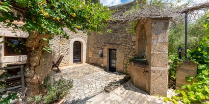 Real Estates picture 16 Ref. 76470