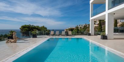 Real Estates picture 2 Ref. 83027