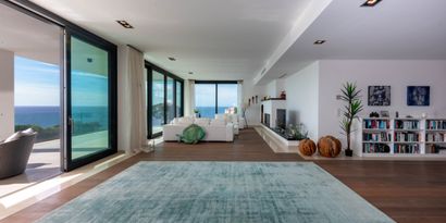 Real Estates picture 6 Ref. 83027