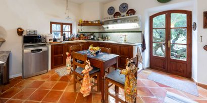 Real Estates picture 14 Ref. 83033