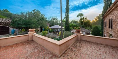 Real Estates picture 22 Ref. 83033