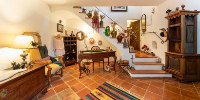 Real Estates picture 8 Ref. 83033