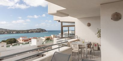 Real Estates picture 1 Ref. R29320