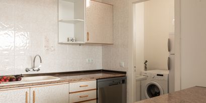 Real Estates picture 9 Ref. R29320