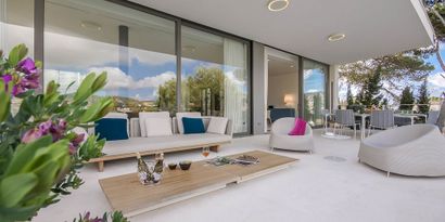 Real Estates picture 2 Ref. R29381