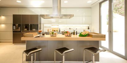 Real Estates picture 5 Ref. R29381