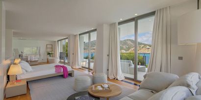 Real Estates picture 19 Ref. R29381