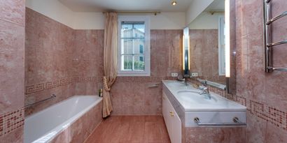 Real Estates picture 13 Ref. 83253