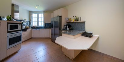 Real Estates picture 8 Ref. 83253