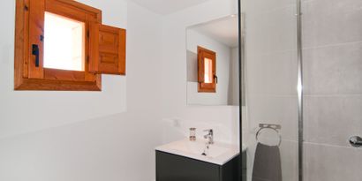 Inmobiliaria picture 17 Ref. Nº. R29385