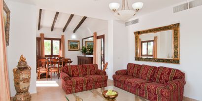 Inmobiliaria picture 5 Ref. Nº. R29385