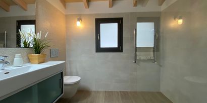 Real Estates picture 27 Ref. R28837