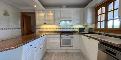 Real Estates picture 5 Ref. R29286