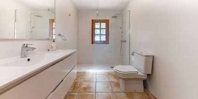 Inmobiliaria picture 11 Ref. Nº. R29373