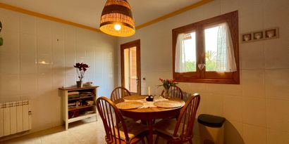 Real Estates picture 5 Ref. 83211