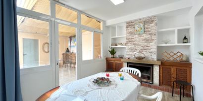 Real Estates picture 3 Ref. R29356