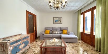 Real Estates picture 0 Ref. R29356