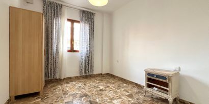 Real Estates picture 8 Ref. R29356