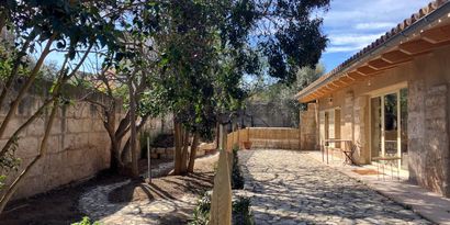 Real Estates picture 12 Ref. R29361