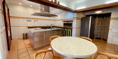 Real Estates picture 15 Ref. R29360