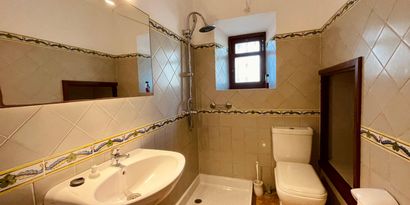 Real Estates picture 23 Ref. R29360