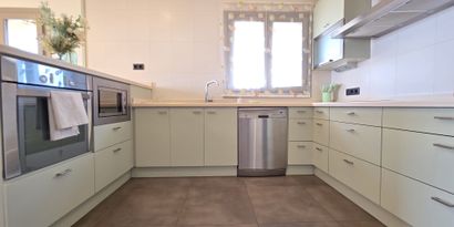 Real Estates picture 2 Ref. R29408