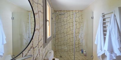 Real Estates picture 8 Ref. R29408