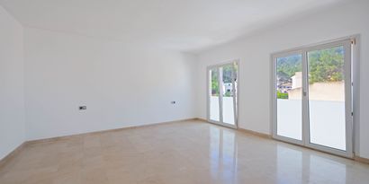 Real Estates picture 8 Ref. 83442