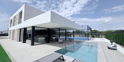 Inmobiliaria picture 0 Ref. Nº. R29441