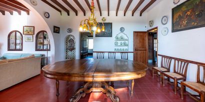 Real Estates picture 8 Ref. 83351