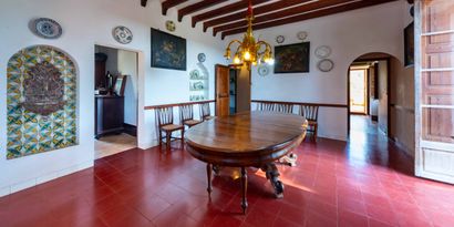 Real Estates picture 10 Ref. 83351