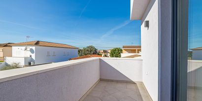 Inmobiliaria picture 4 Ref. Nº. 83463