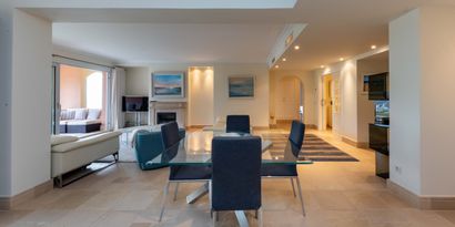 Real Estates picture 11 Ref. 80169