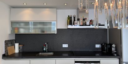 Real Estates picture 7 Ref. 82810