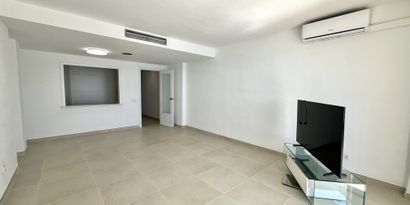 Real Estates picture 3 Ref. R29462