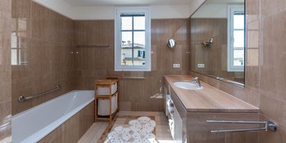 Real Estates picture 9 Ref. 83244