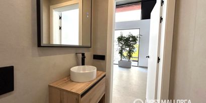 Real Estates picture 7 Ref. 79454