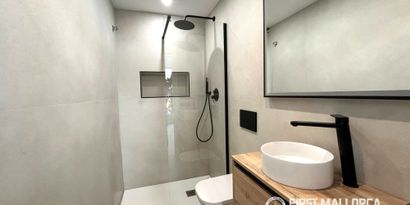 Real Estates picture 8 Ref. 79454