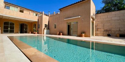 Real Estates picture 3 Ref. 82045