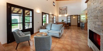 Inmobiliaria picture 16 Ref. Nº. 83486