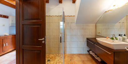 Inmobiliaria picture 24 Ref. Nº. 83486