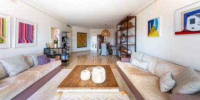 Real Estates picture 3 Ref. 83244