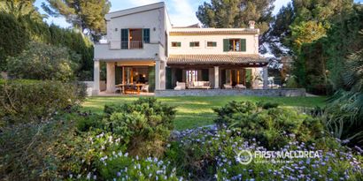 Inmobiliaria picture 0 Ref. Nº. 82200