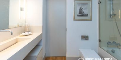 Real Estates picture 19 Ref. 83500