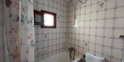 Real Estates picture 12 Ref. 82216