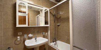 Real Estates picture 10 Ref. 82216