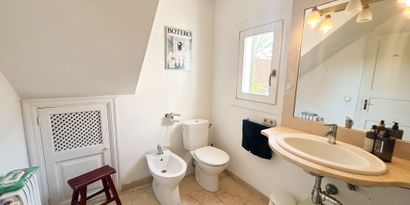 Real Estates picture 20 Ref. 83537