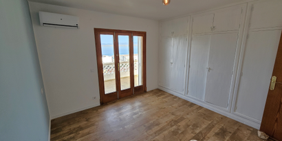 Real Estates picture 8 Ref. 76041