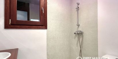 Real Estates picture 20 Ref. 83414