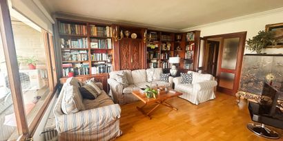 Real Estates picture 2 Ref. 83543